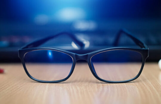 What Are Blue Light Glasses? - eyeflix.pk